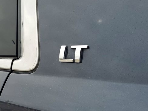 Used 2019 Chevrolet Tahoe LT w/ LT Signature Package image 8