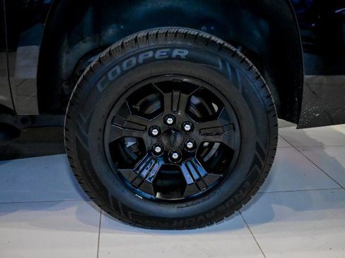 Used 2020 Chevrolet Suburban LT image 52