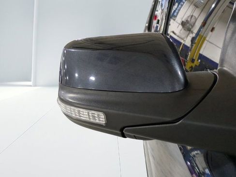 Used 2017 Ford Explorer Limited image 10