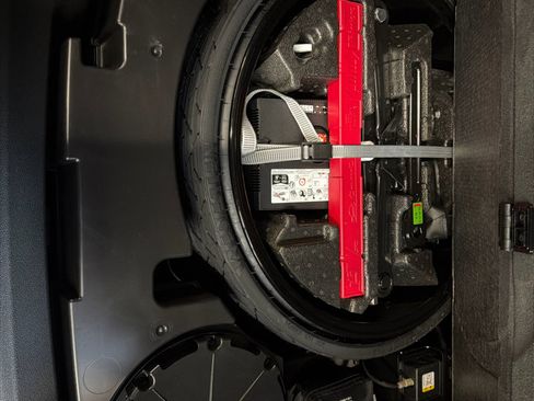 Used 2023 Lamborghini Urus Performante image 40