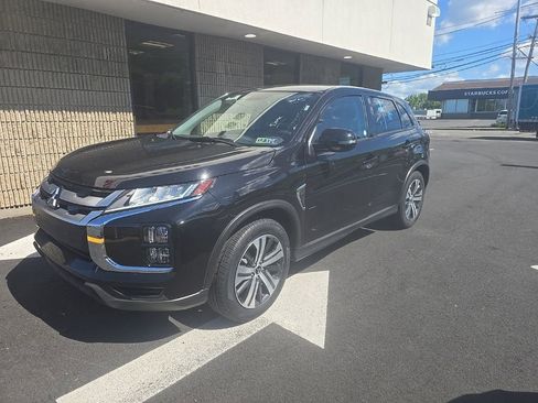 Used 2025 Mitsubishi Outlander Sport SE AWD/4WD image 1