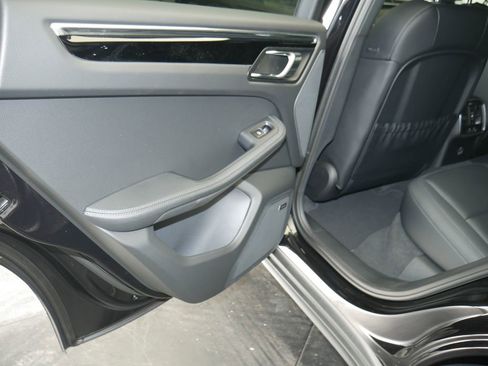 New 2026 Porsche Macan AWD/4WD image 19