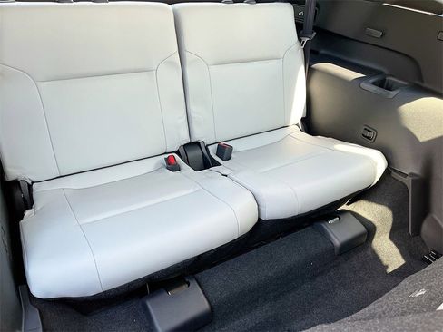 New 2025 Mitsubishi Outlander SEL image 29