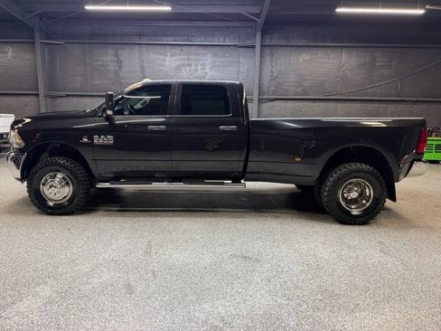 Used 2018 RAM 3500 Tradesman w/ Chrome Appearance Group AWD/4WD image 7