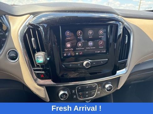 Used 2023 Chevrolet Traverse LS FWD image 7