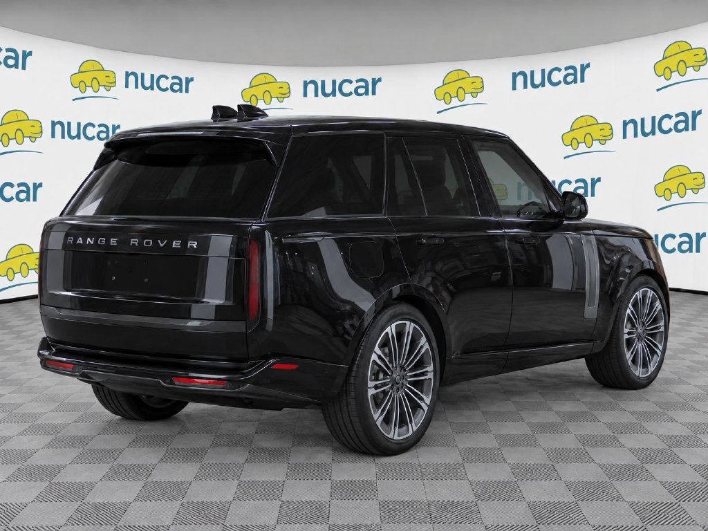 Used 2024 Land Rover Range Rover Long Wheelbase SE AWD/4WD image 4