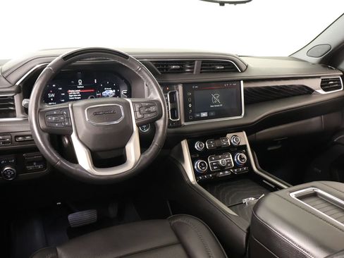 Used 2023 GMC Yukon Denali w/ Denali Reserve Package AWD/4WD image 2