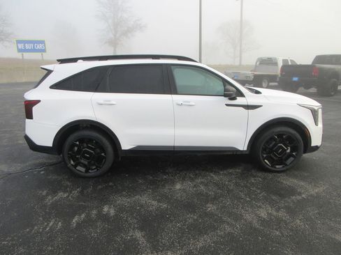 Used 2024 Kia Sorento X-Line EX image 6