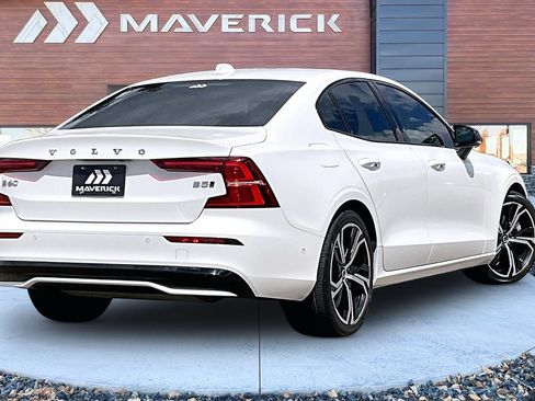 Used 2023 Volvo S60 B5 Plus w/ Climate Package AWD/4WD image 5