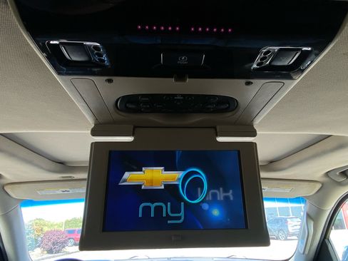 Used 2016 Chevrolet Suburban LTZ AWD/4WD image 23