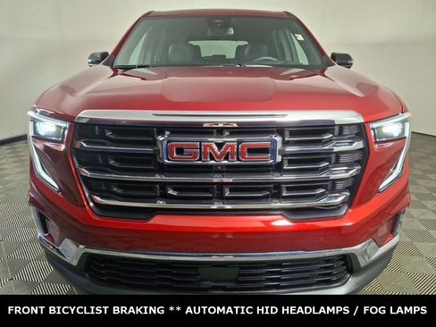 Used 2024 GMC Acadia Elevation w/ Luxury Package image 8