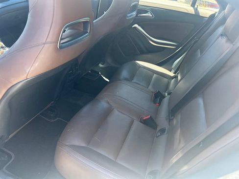 Used 2014 Mercedes-Benz CLA 250 image 8