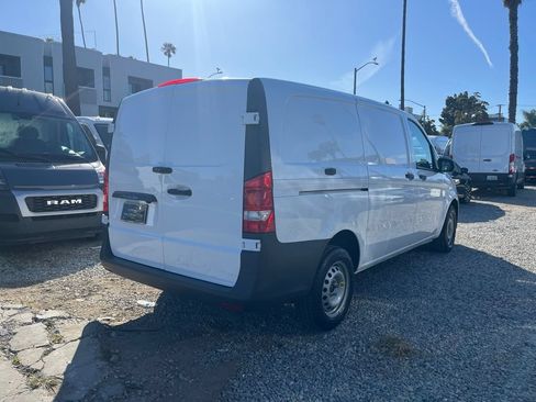 Used 2022 Mercedes-Benz Metris image 8