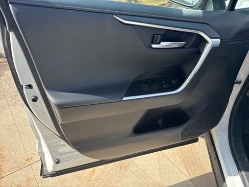 Used 2024 Toyota RAV4 Adventure image 23