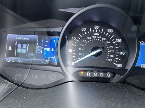 Used 2022 Ford Edge Titanium image 9