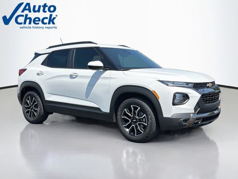 Used 2023 Chevrolet TrailBlazer ACTIV FWD image 1