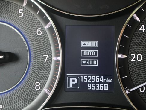 Used 2014 INFINITI QX80 4WD w/ Theater Package image 32