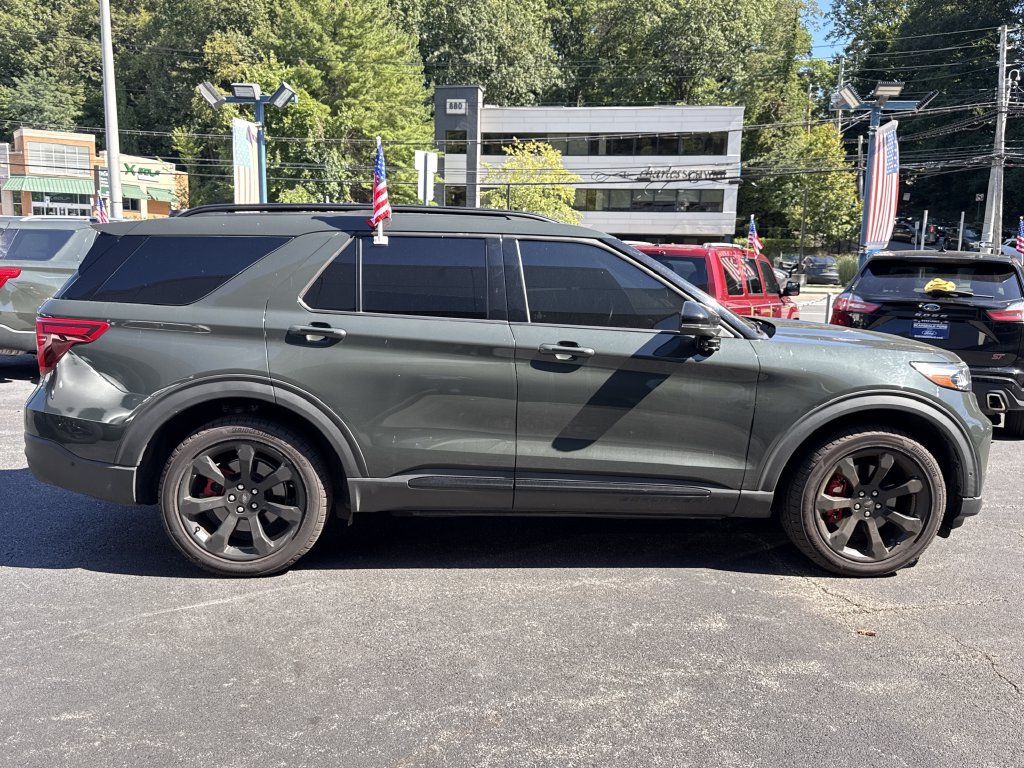 Used 2022 Ford Explorer ST w/ Equipment Group 401A AWD/4WD image 3