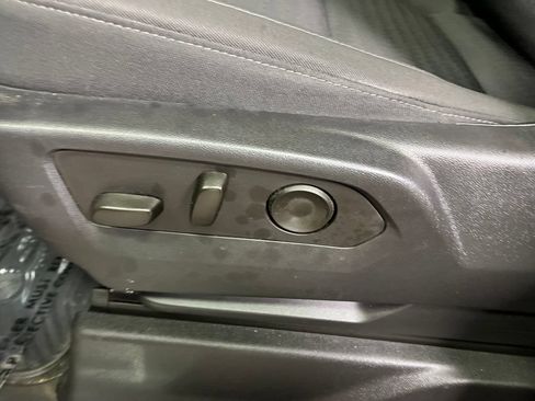 Used 2022 GMC Sierra 1500 Elevation w/ X31 Off-Road Package AWD/4WD image 25