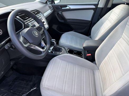 Used 2022 Volkswagen Tiguan S FWD image 5