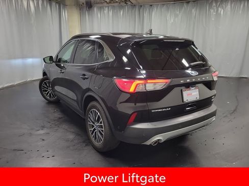 Used 2021 Ford Escape Titanium FWD image 6