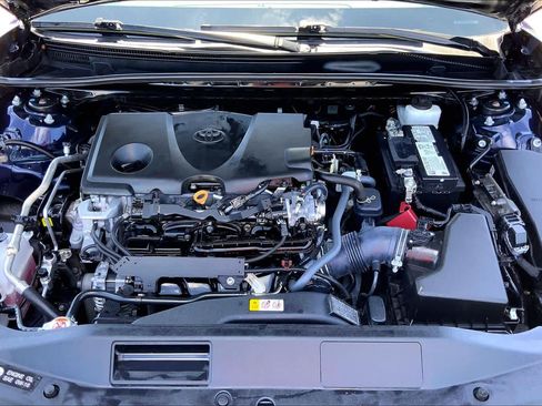 Used 2022 Toyota Camry XSE FWD image 30
