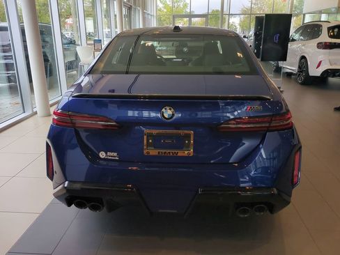 New 2026 BMW M5 w/ Carbon Package image 6