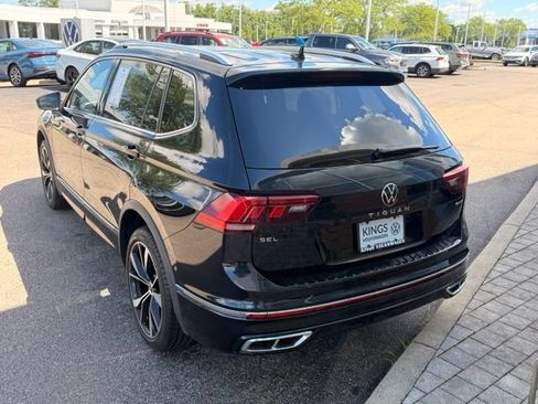 Used 2023 Volkswagen Tiguan SEL R-Line AWD/4WD image 4