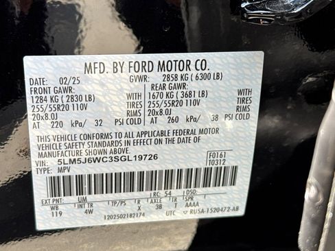 New 2025 Lincoln Aviator 2WD w/ Equipment Group 101A image 28