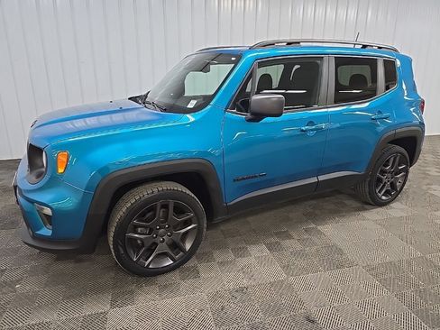Used 2021 Jeep Renegade Latitude AWD/4WD image 6