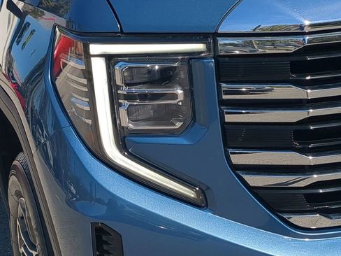 Used 2024 GMC Sierra 1500 SLT image 10