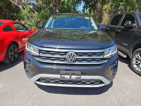 Used 2021 Volkswagen Atlas SE image 2