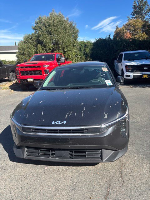 Used 2025 Kia K4 FWD image 1