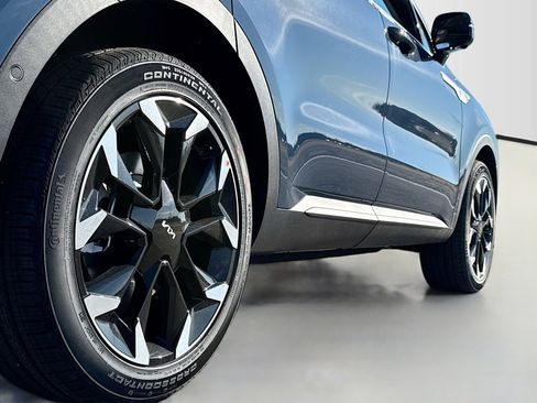 New 2026 Kia Sorento SX image 13