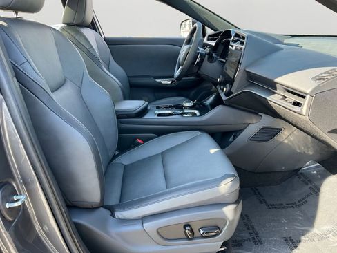 Used 2025 Lexus RZ 450e w/ Technology Package image 8