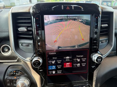Used 2019 RAM 1500 Laramie AWD/4WD image 30
