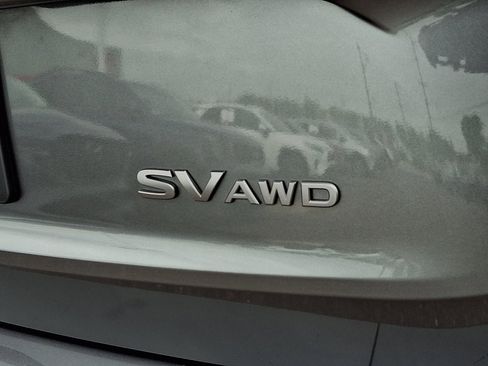 Used 2024 Nissan Rogue SV AWD/4WD image 31