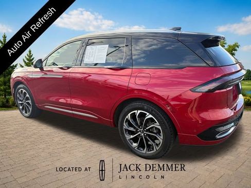 Certified 2024 Lincoln Nautilus Reserve w/ Equipment Group 202A AWD/4WD image 4
