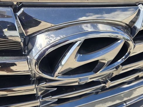 Used 2024 Hyundai Tucson Limited FWD image 10