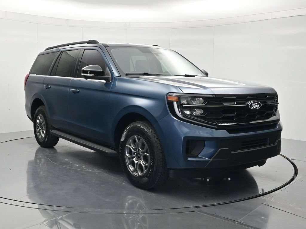 New 2027 Ford Expedition Active RWD image 3