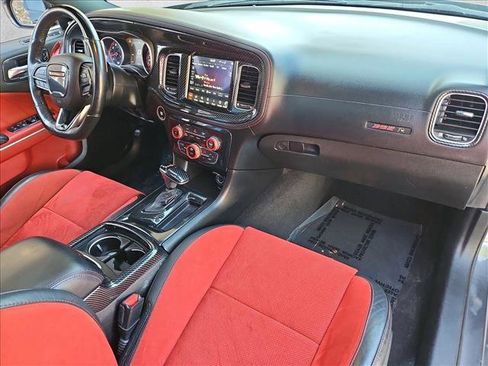 Used 2022 Dodge Charger Scat Pack RWD image 27