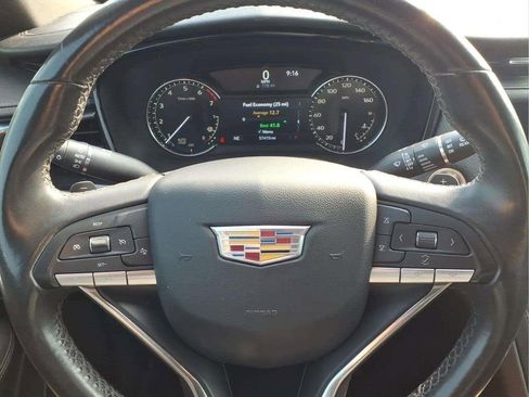 Used 2023 Cadillac XT6 Luxury w/ LPO, Floor Liner Package FWD image 14