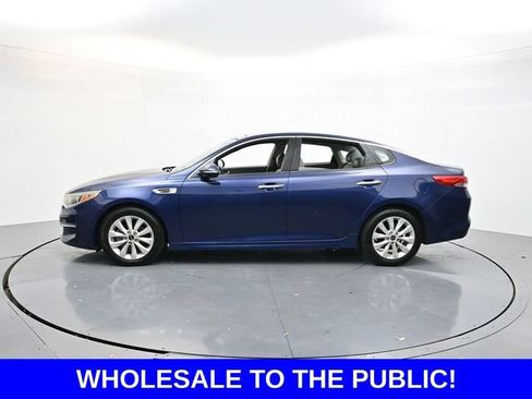 Used 2016 Kia Optima EX w/ Premium Package image 4