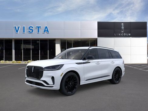 Used 2025 Lincoln Aviator Reserve w/ Equipment Group 201A AWD/4WD image 1