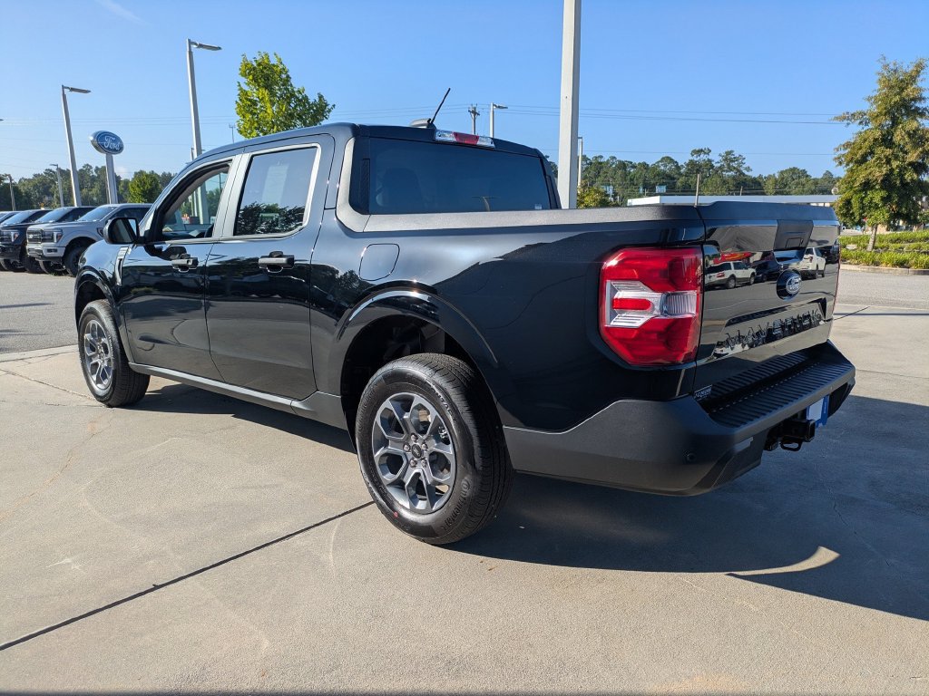 New 2026 Ford Maverick XLT FWD image 6