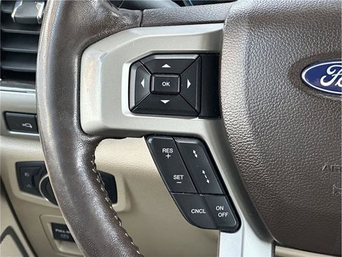 Used 2018 Ford F150 Lariat w/ Equipment Group 502A Luxury AWD/4WD image 21