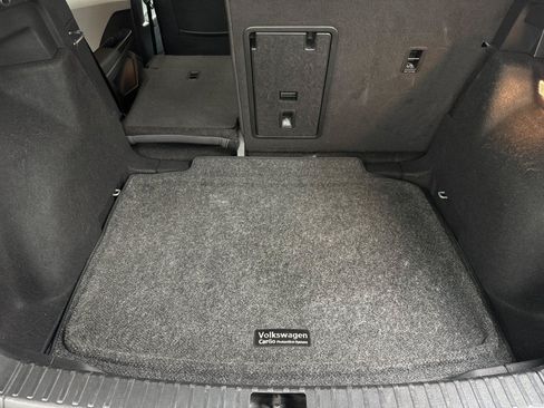 Used 2022 Volkswagen Taos SE FWD image 14