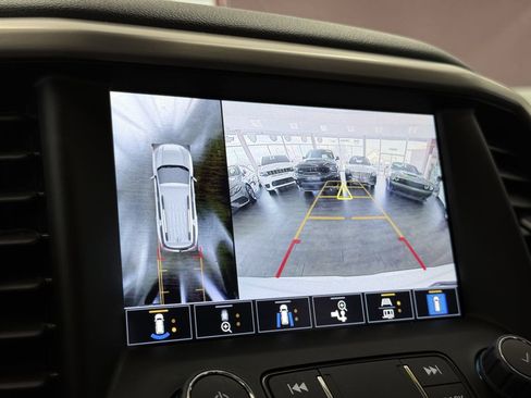 Used 2022 GMC Acadia Denali w/ Denali Ultimate Package FWD image 65