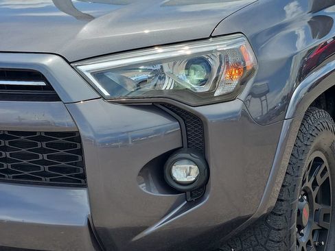 Used 2021 Toyota 4Runner SR5 Premium w/ Moonroof Package RWD image 7