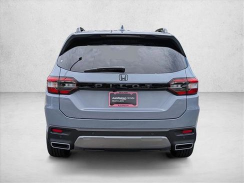 New 2026 Honda Pilot EX-L image 7